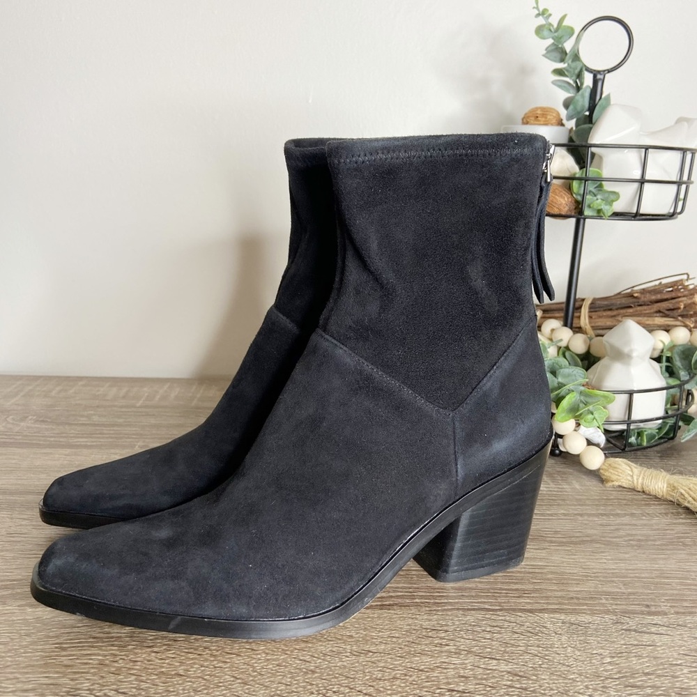 27 EDIT Naturalizer Berkley Suede Block Heel Black Booties Size 7M